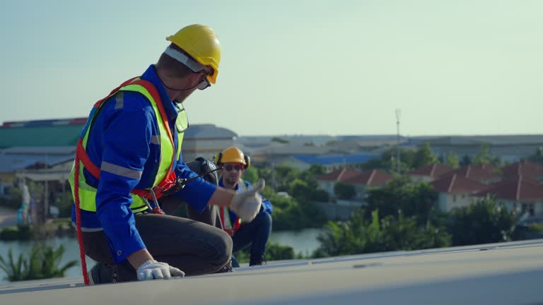 Best Emergency Roof Repair Services  in Brunswick, OH